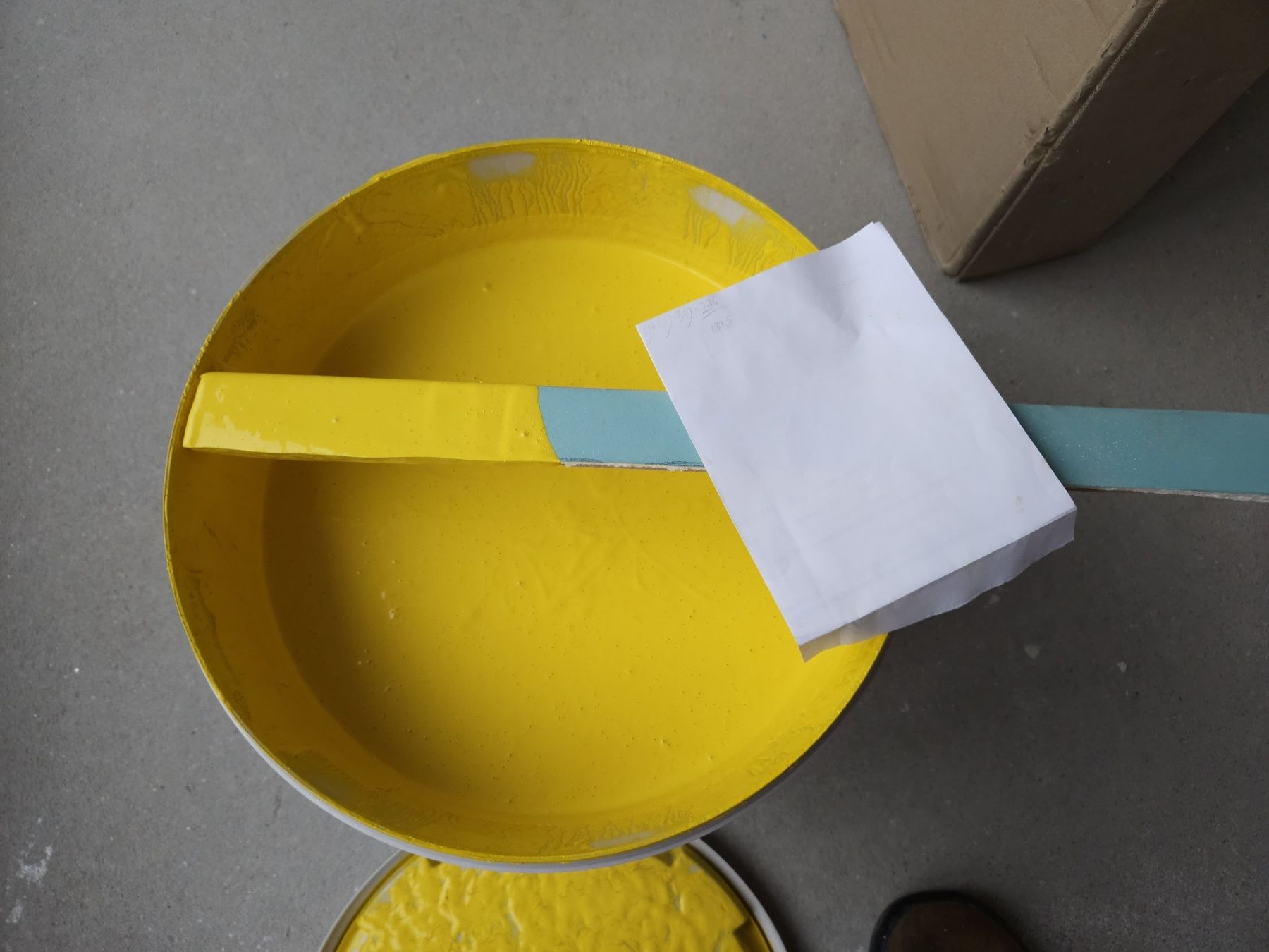 ISOMAT PROFESSIONAL COLOR интериорна тонирана боя в цвят горчица