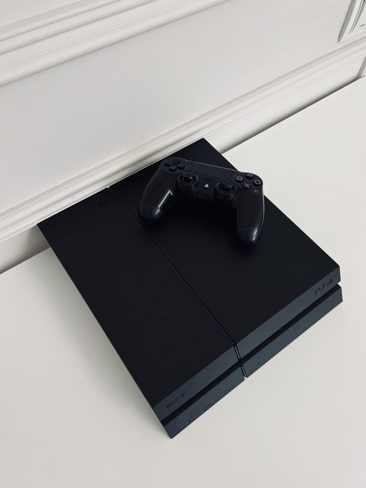 Ps4 в отличном состоянии