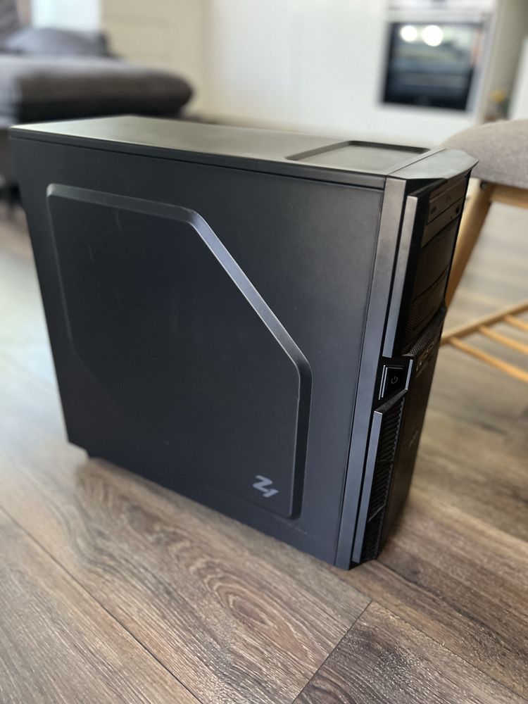 Настолен компютър - i3 / SSD / 1TB / Windows 10
