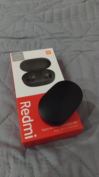 Продам redmi airdots 2