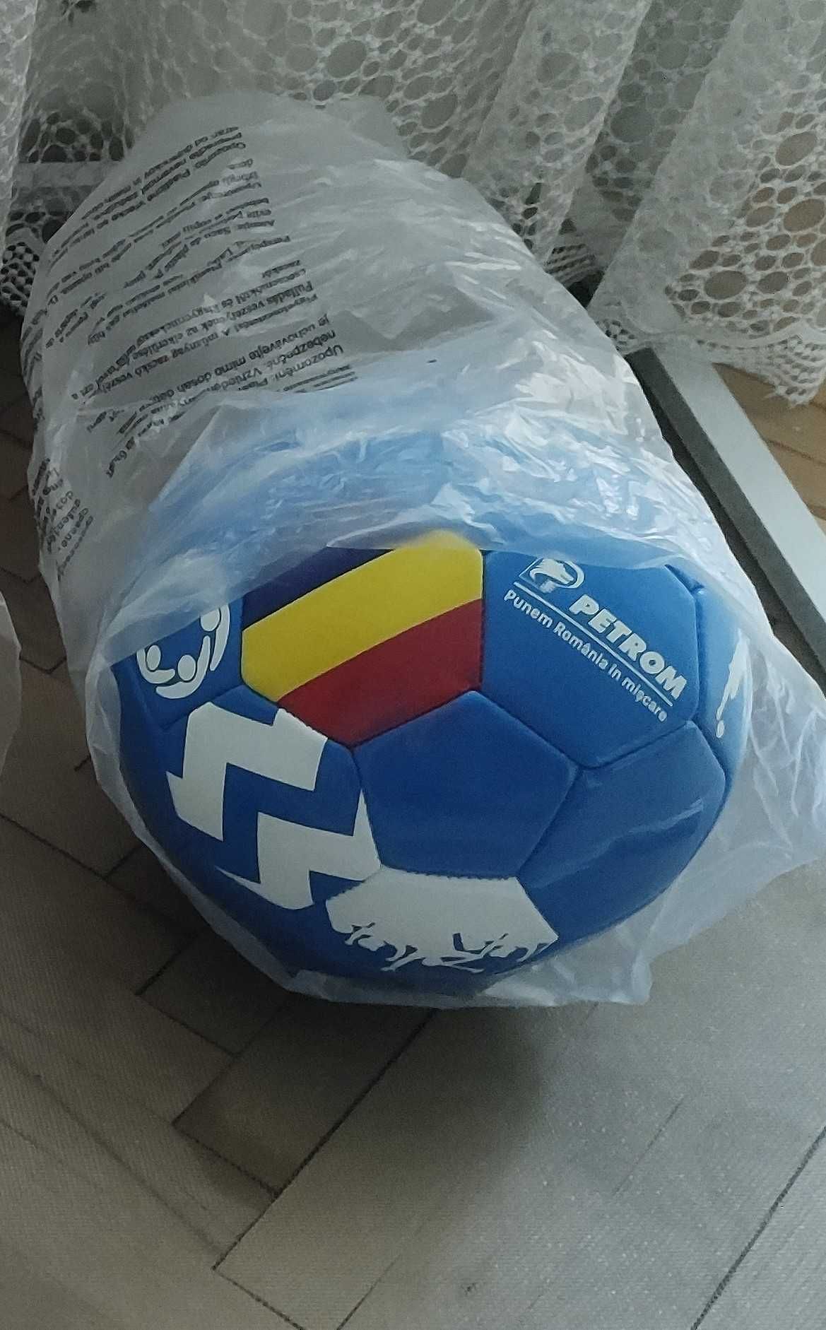 Minge Fotbal 3x la pret de 2 editie Romania limitata