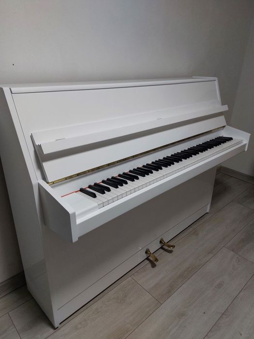 Pianina Kemble ( brand Yamaha)