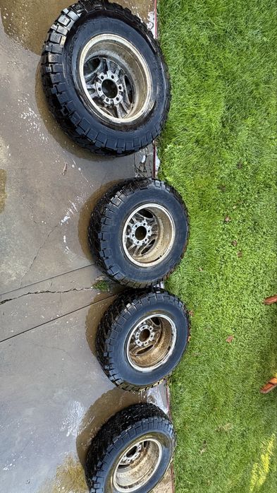 Cauciuc Bfgoodrich mud terrain + jante toyota land cruiser 70