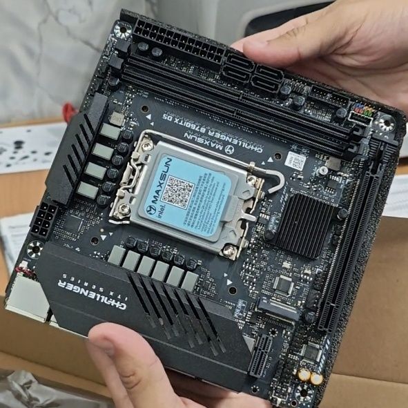 MAXSUN MS-Challenger B760ITX D5 (LGA1700) - mini ITX материнская плата