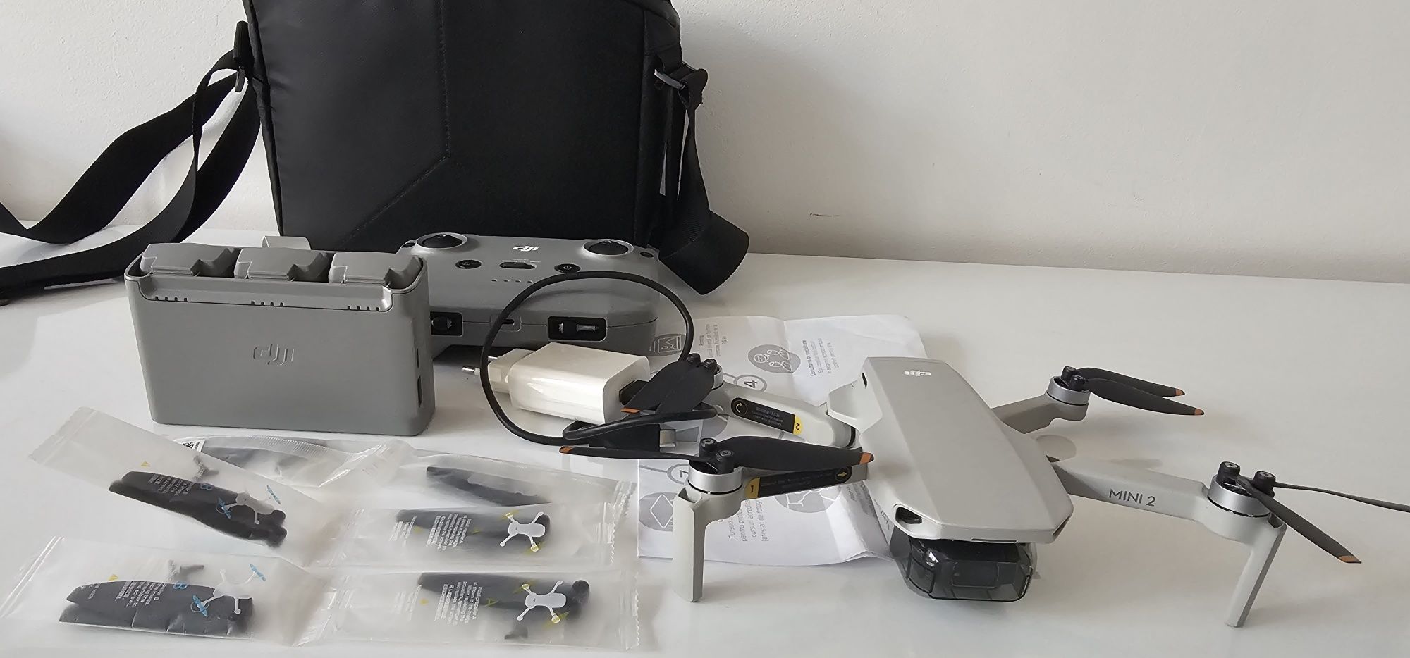 Drona Dji mini 2 Fly more combo