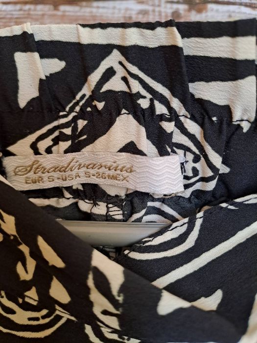 Дамски панталони М размер