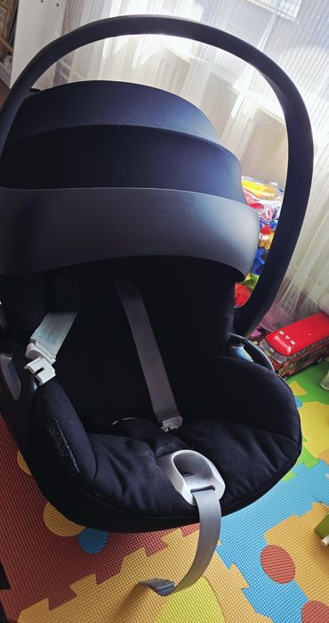 Scoica CYBEX si geanta (pret separat)