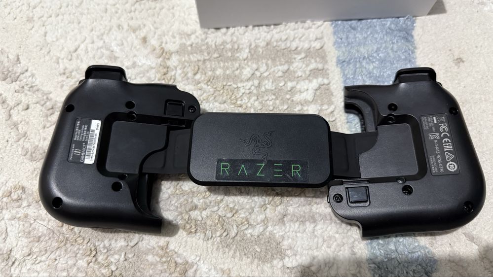 Игравой контроллер RAZER на Айфон