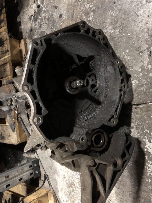 Cutie manuala 6 trepte Opel astra J 1.7cdti (huruie)