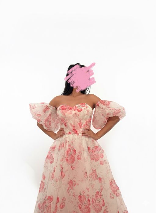 Пышное платье розовое