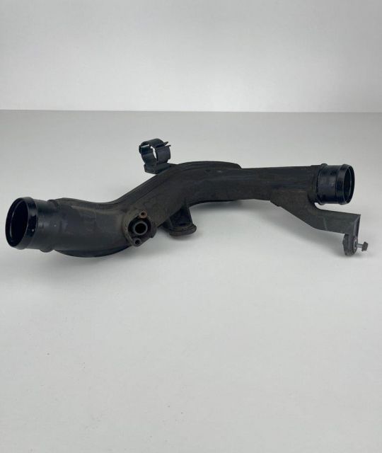 Tub intercooler 5n0145770a Volkswagen VW Passat B6