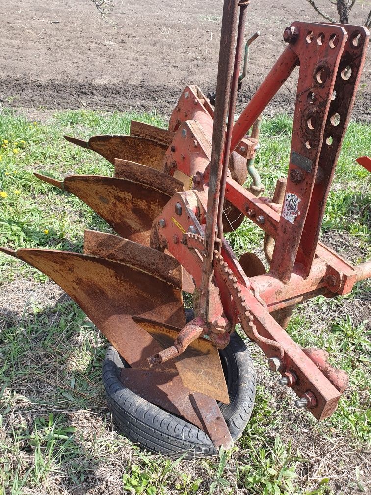 Plug Kverneland 2 bucati