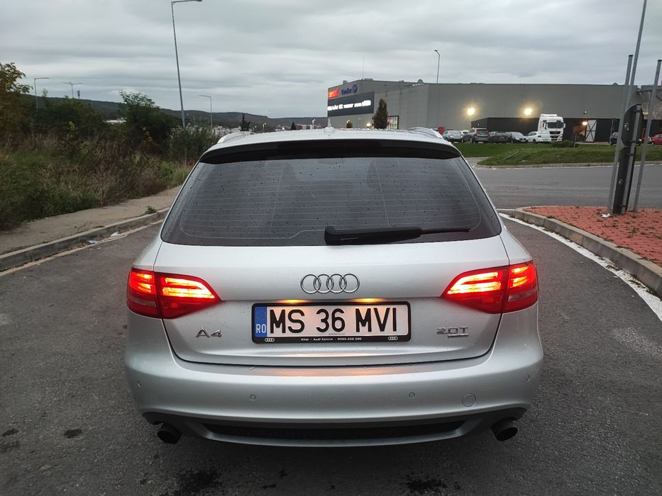 Audi A4 2.0tfsi 211 quattro euro5 Sline