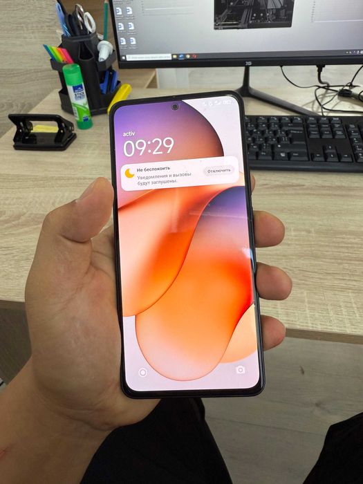 Смартфон Xiaomi Redmi Note 13 4G 8 ГБ/128 ГБ черный 70 000тг, торг