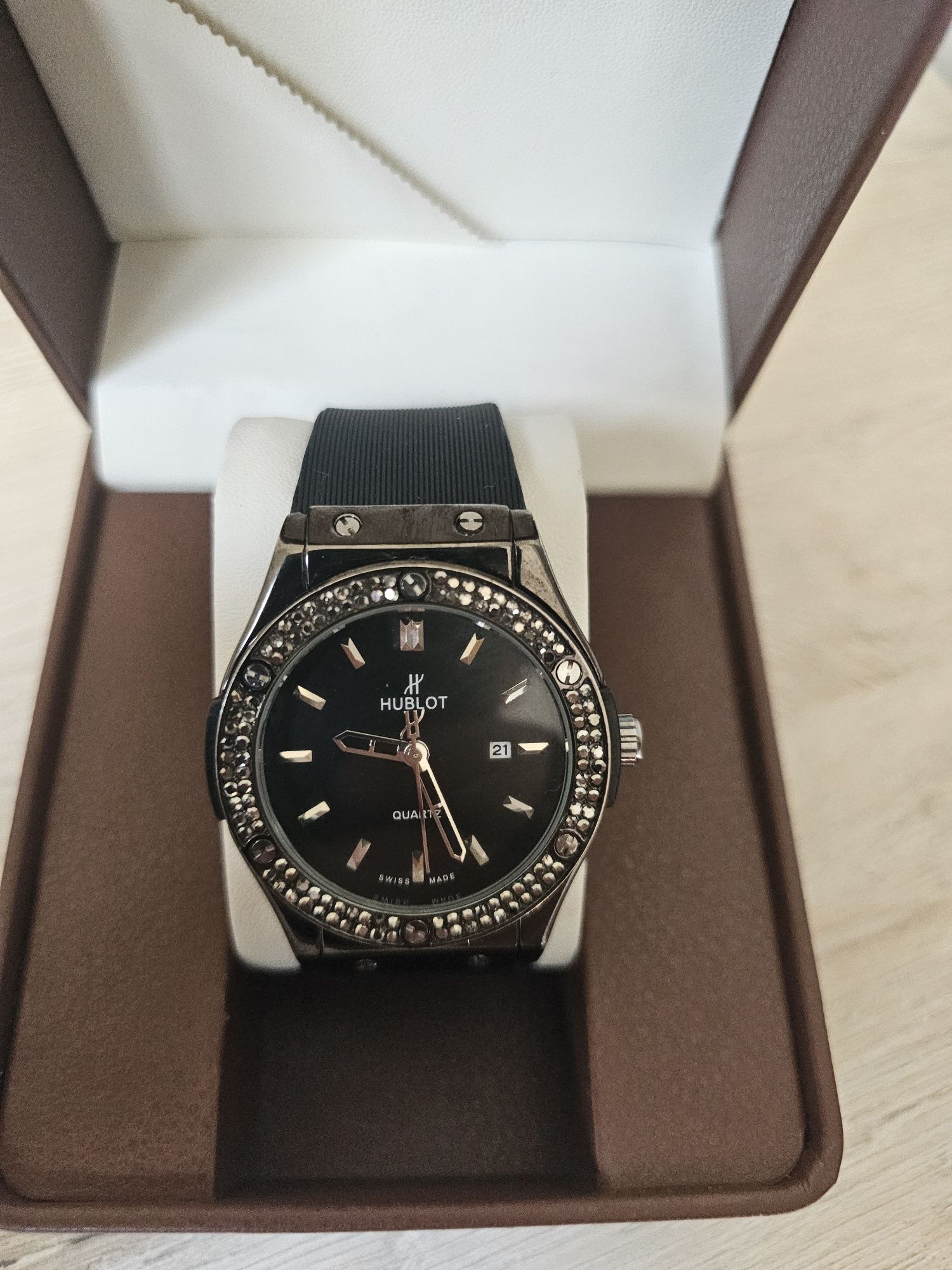 Часы HUBLOT орогинал.