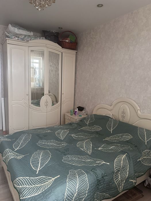 Спальний гарнитур