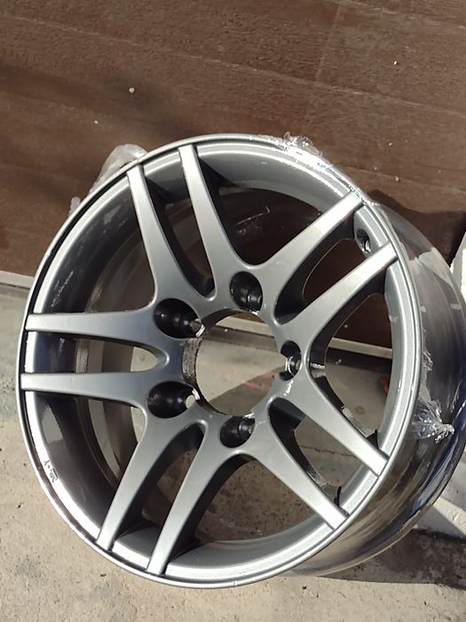Jante 5x139,7 R16 Jimny,Vitara..cu anvelope de iarna BFG  225 75 16