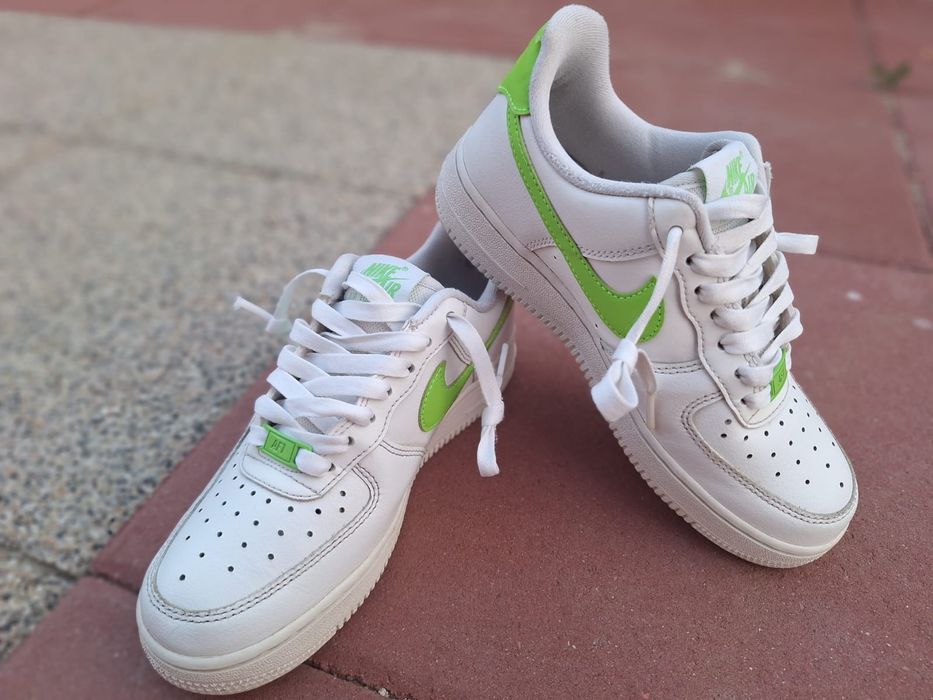 Nike Air Force 1