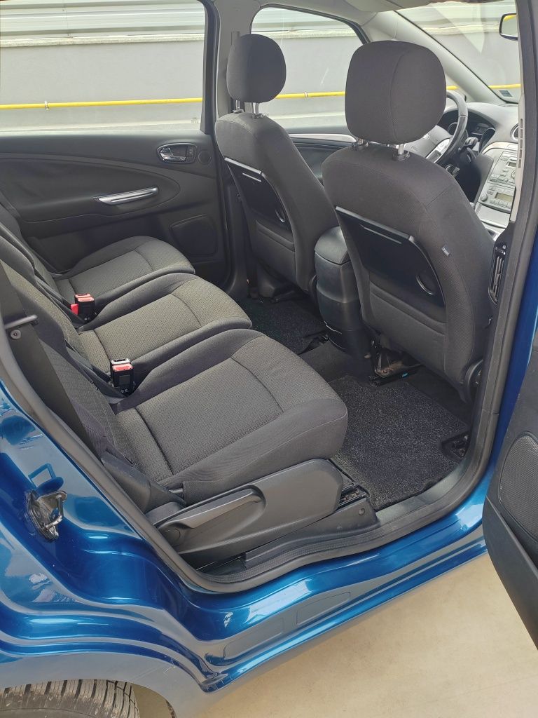 Ford focus S-MAX