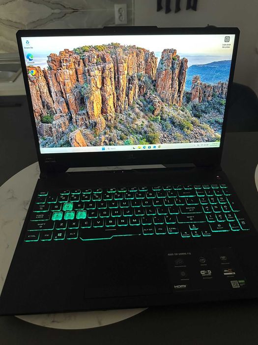 Laptop de gaming ASUS TUF F15 FX506LH