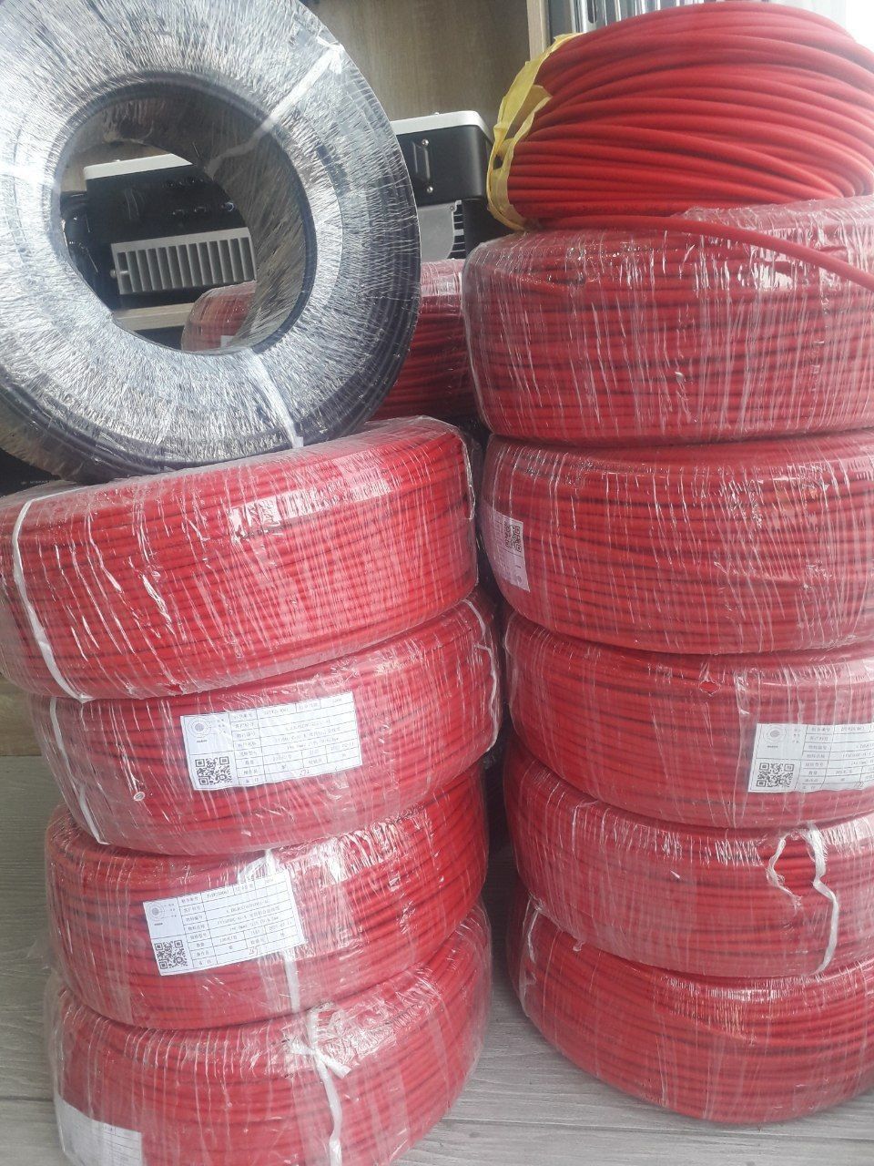 HY solar quyosh panellari 705 w