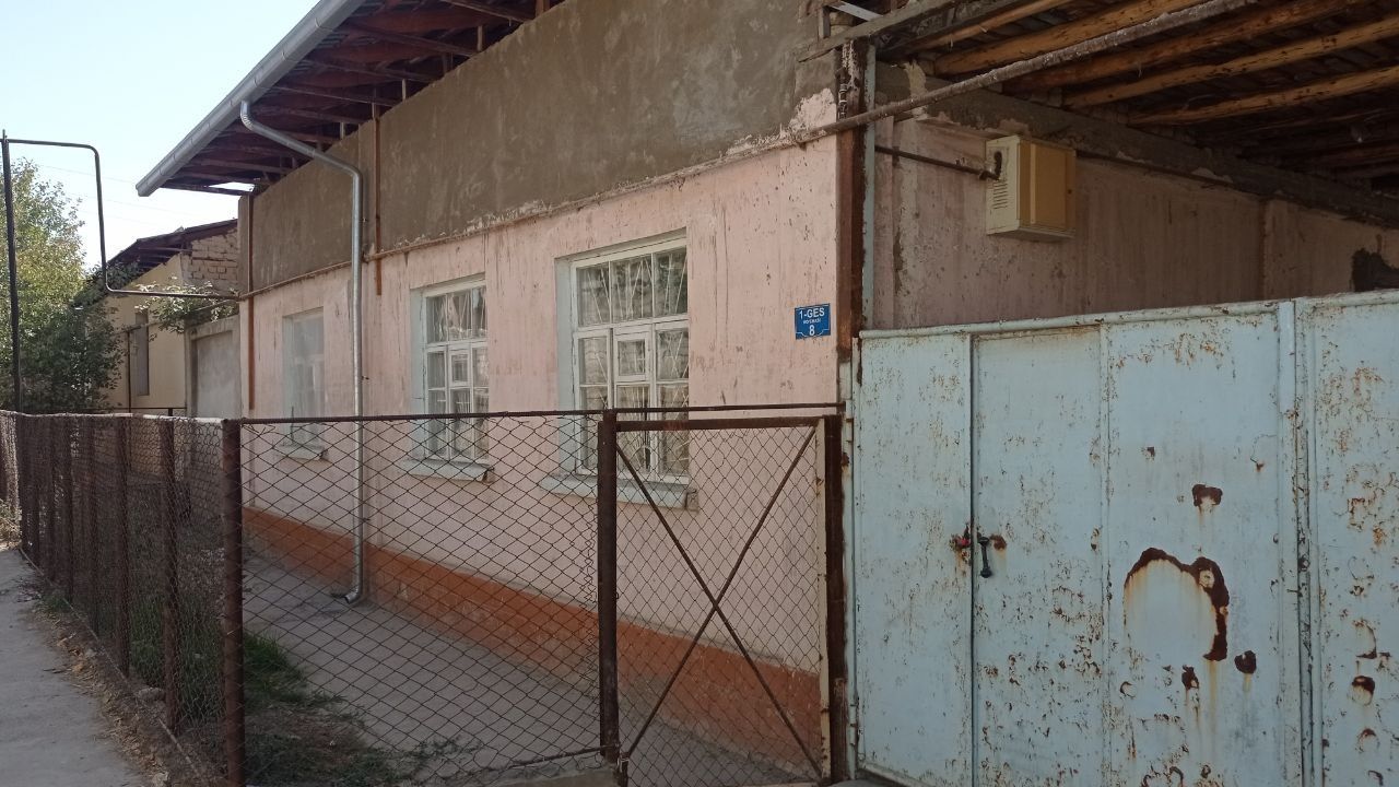 Eshonguzar qahramon uchastka