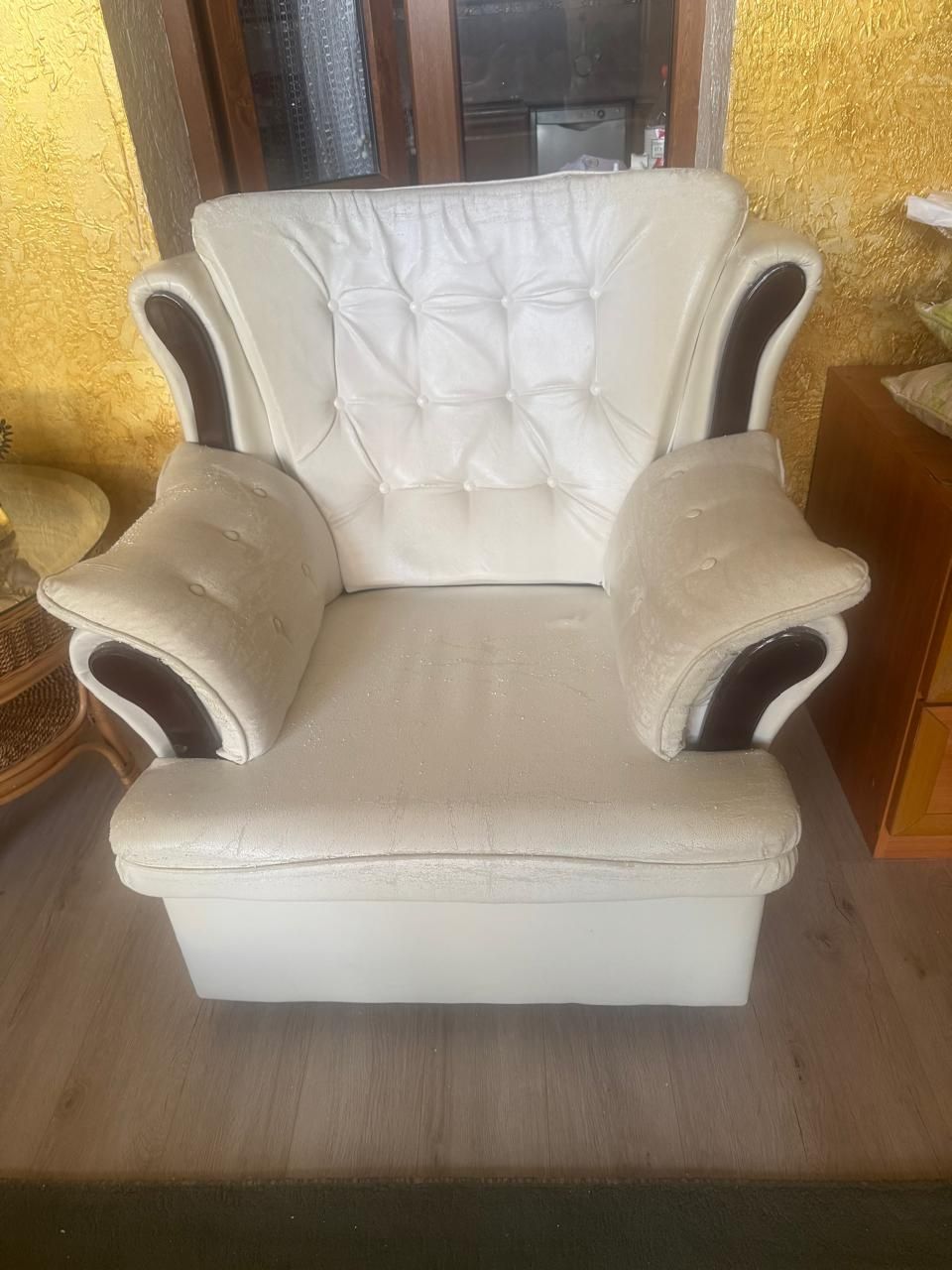 Продам мебель диван, софа и кресло