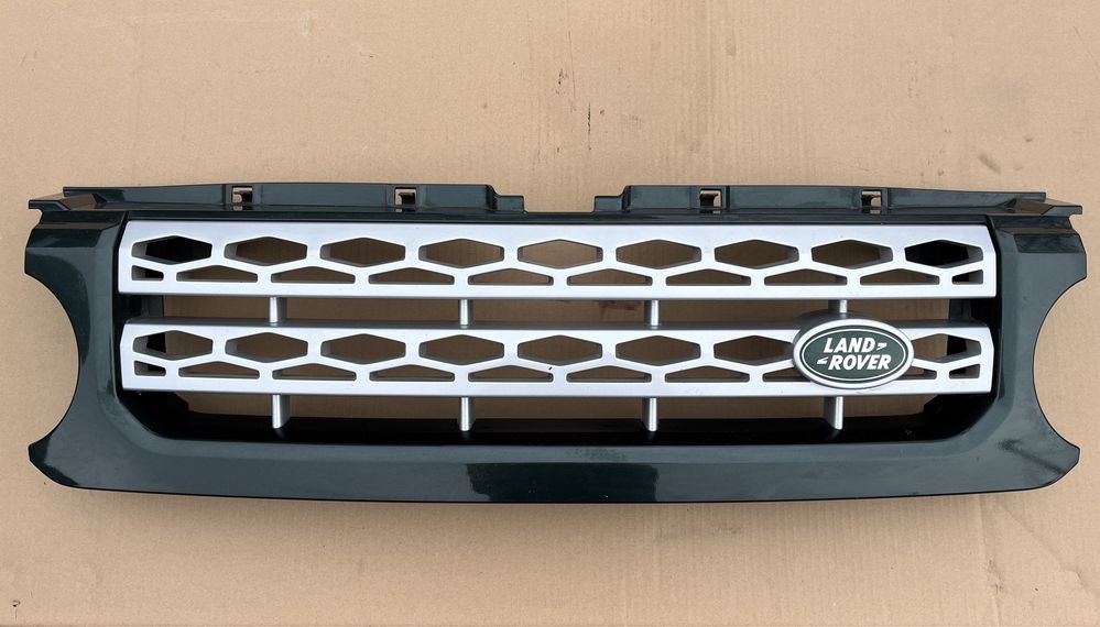 Grila centrala radiator Land Rover Discovery 4