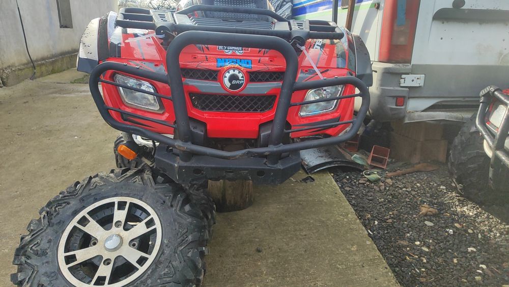 Dezmembrez Can Am Outlander G1