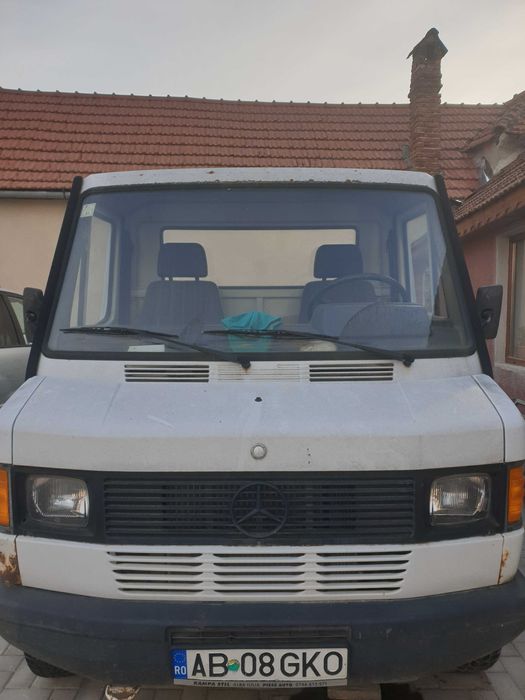Camioneta Mercedes Benz