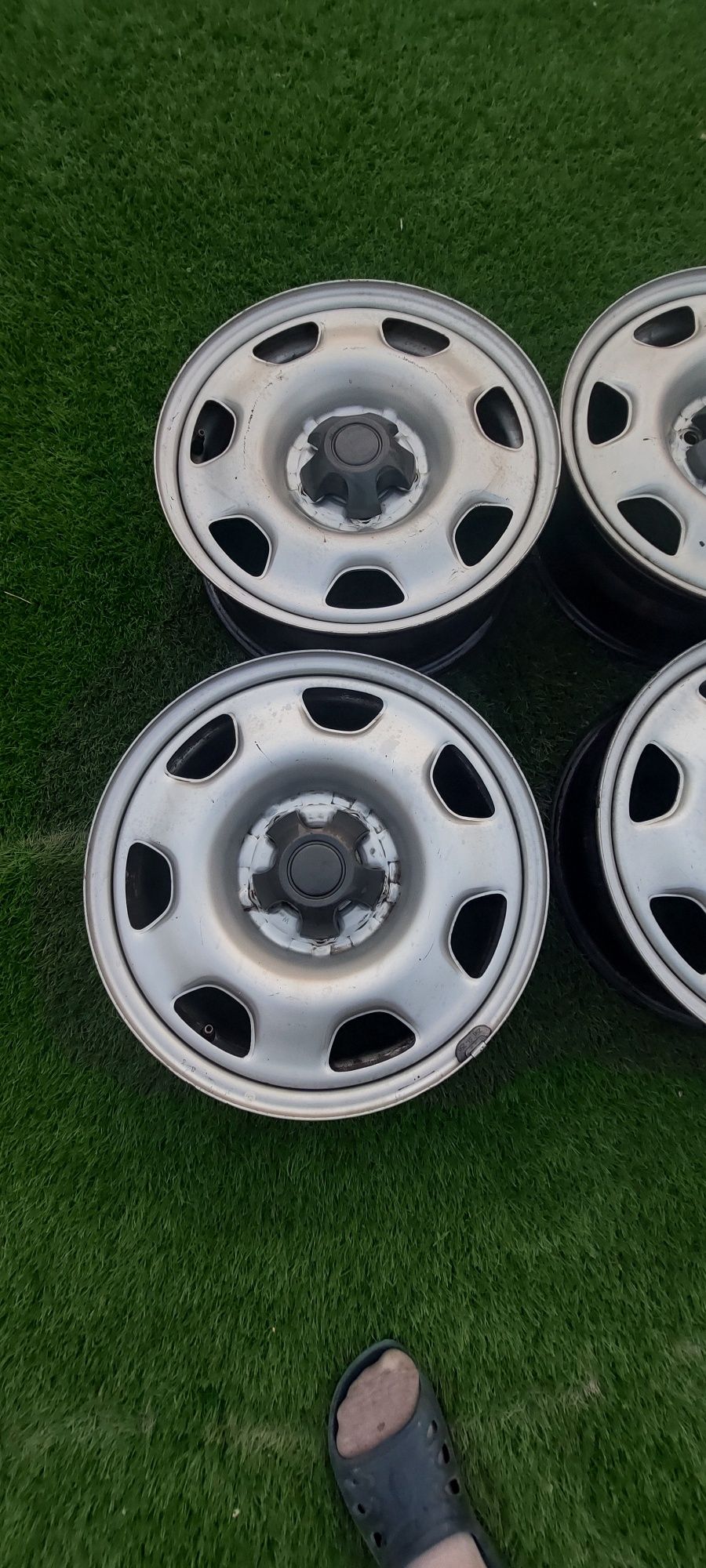 Диски на Rav 4. R16. Разболтовка 5×114.3.