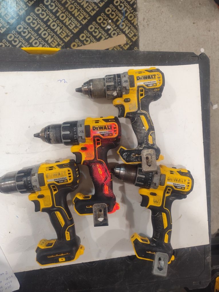 Акумулаторен безчетков винтоверт Девалт Dewalt DCD790 и DCZ791