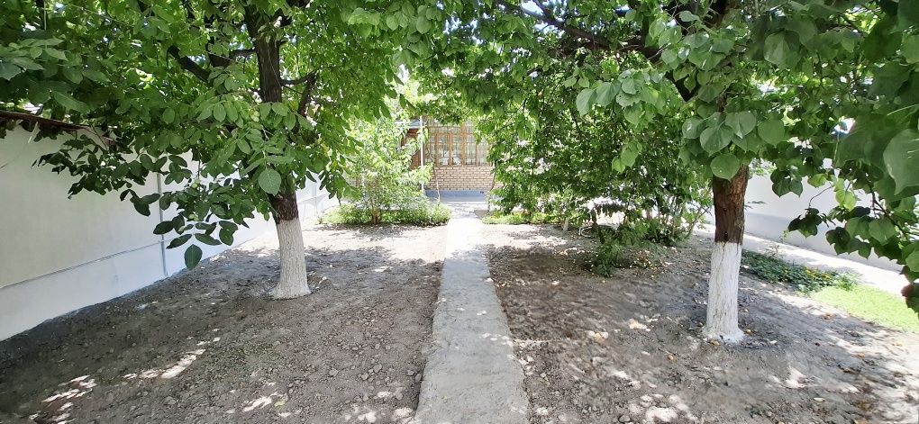 Дом ул. Лев Толстой 4-сотки ор. Горводаканал бульвар