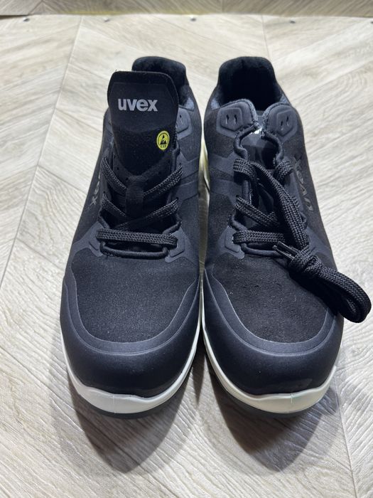Incaltaminte de lucru Uvex. Masura 39
