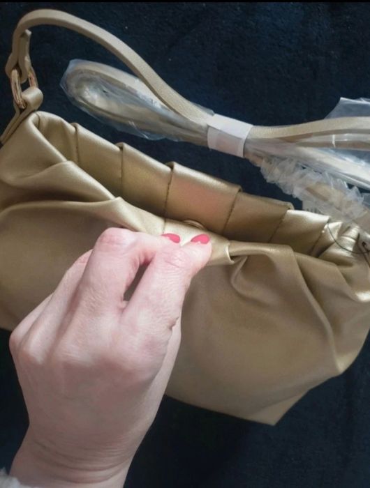 Poseta aurie noua Terranova