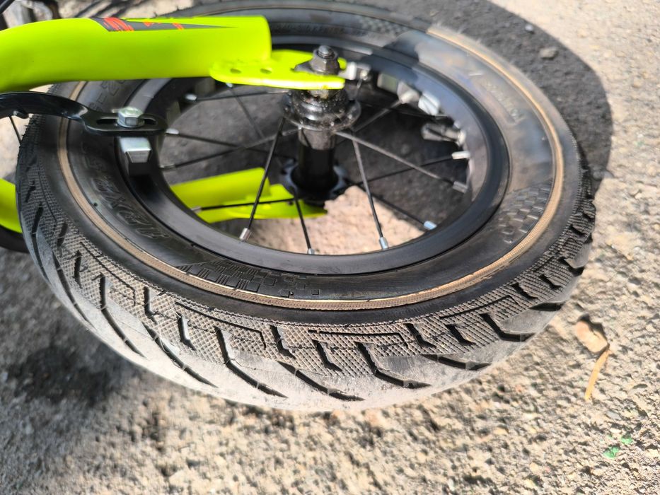 Детско колело 12 инчови гуми