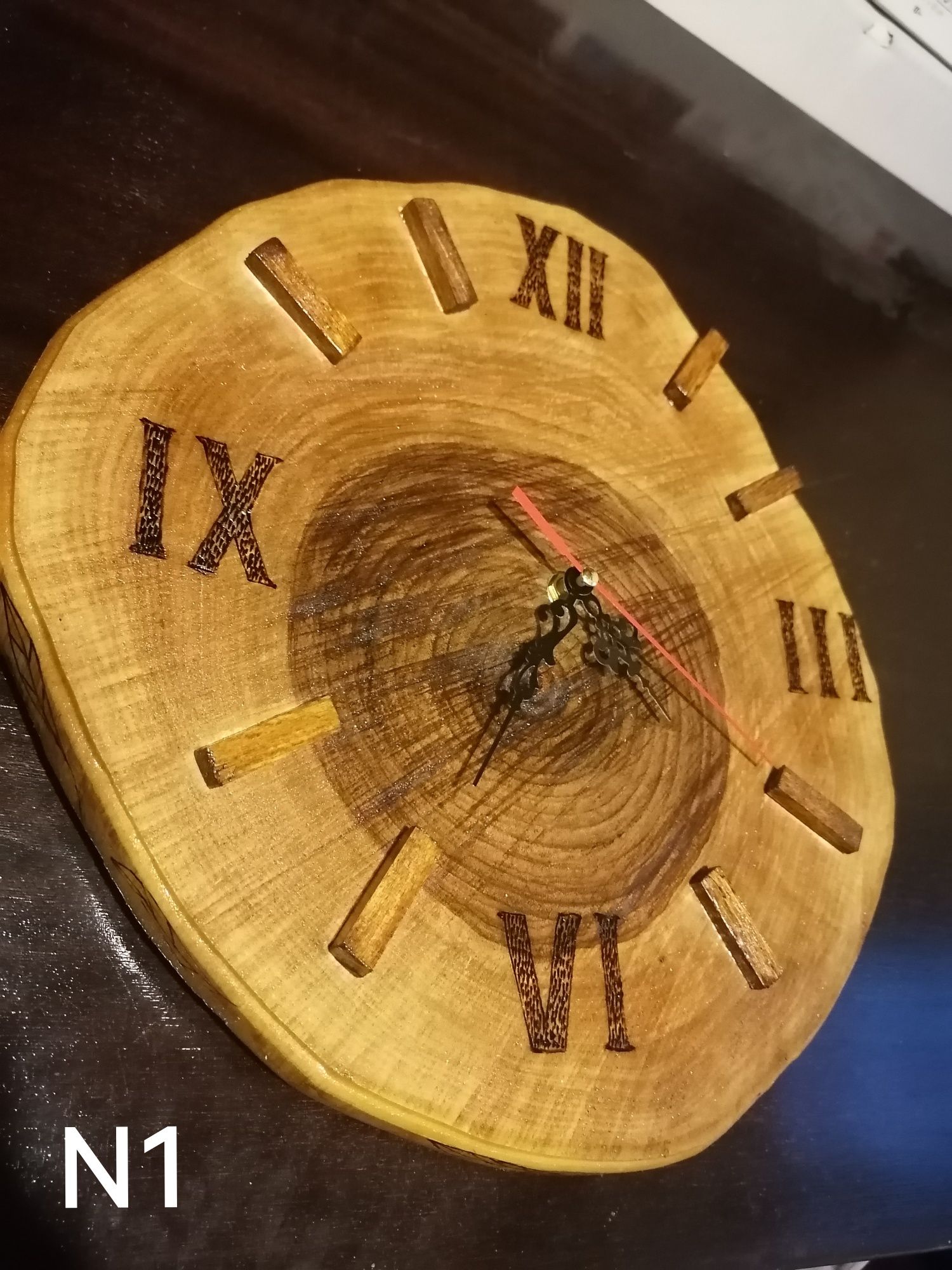 Дървени часовници за стена -ръчна изработка