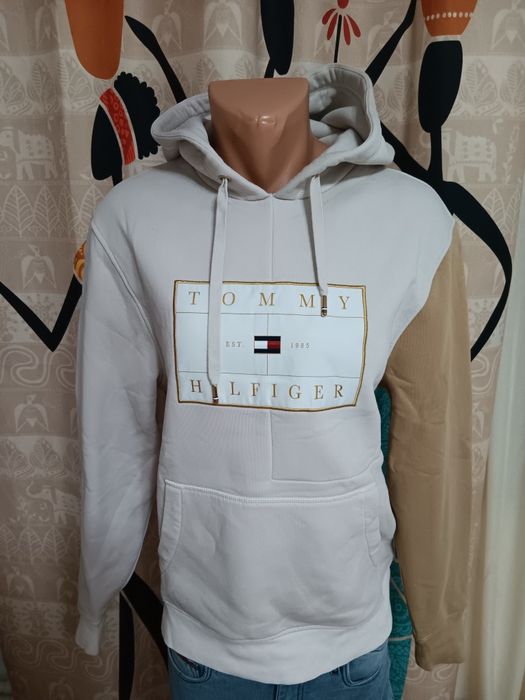 Hanorac Tommy Hilfiger de dama,marime M.
