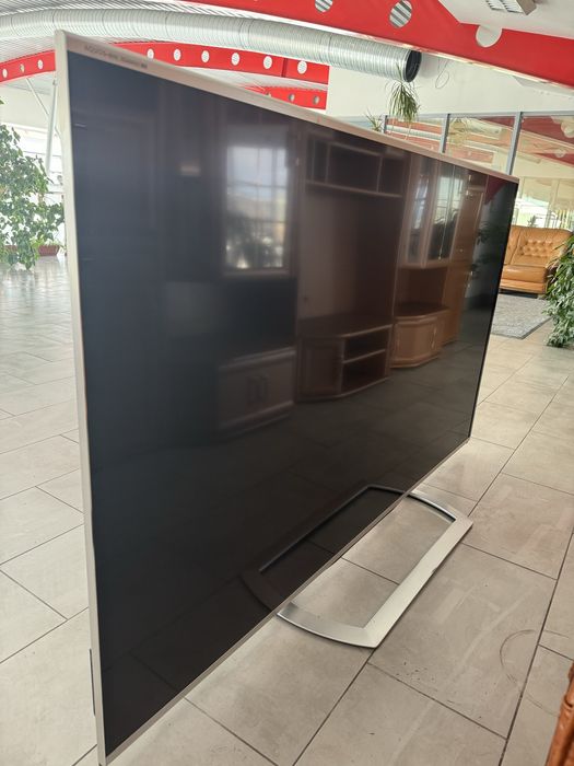 Televizor Sharp diagonala 203 cm !