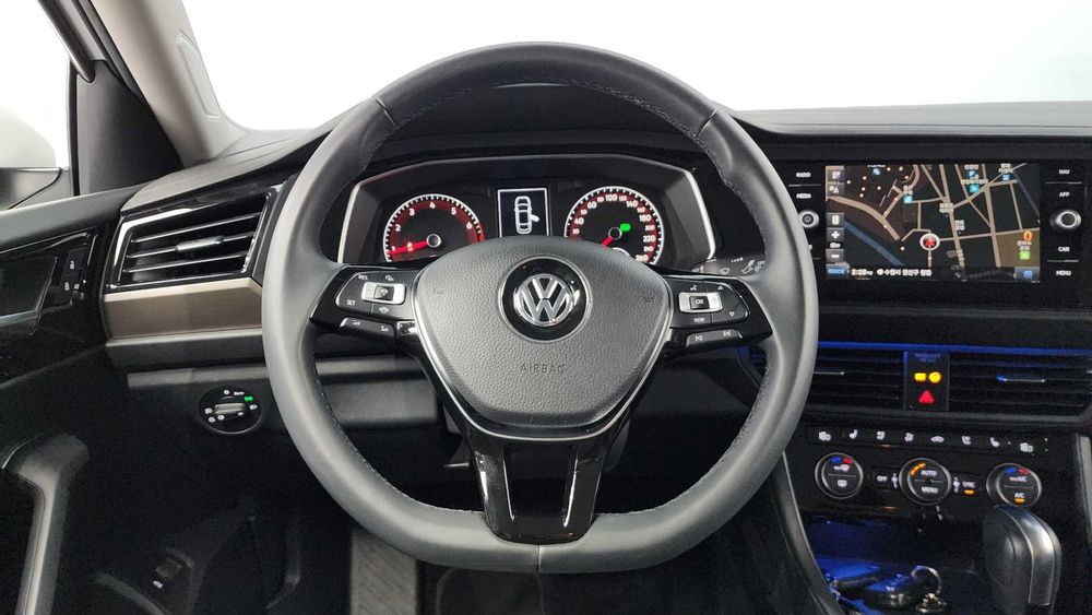 Volkswagen Jetta 1.4 TSI Premium   04