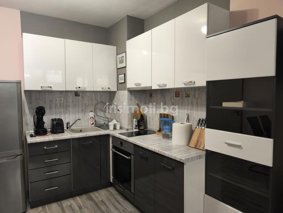 Под наем двустаен, €560, 68кв.м. в Банишора