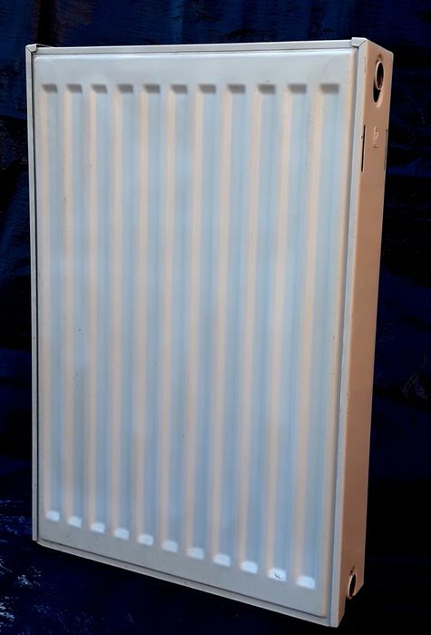 Calorifer, radiator otel foarte putin utilizate in stare foarte buna