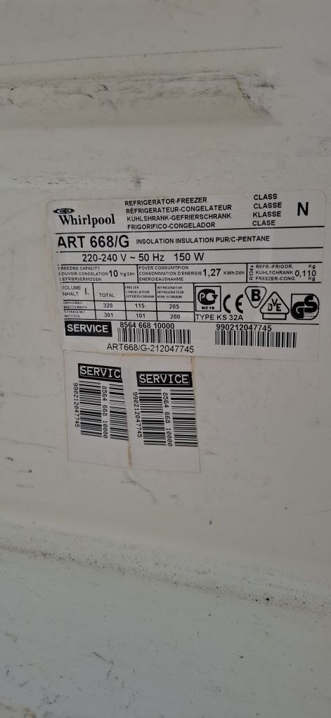 Продавам хладилник Whirlpool ART668/G