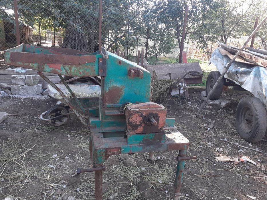 Uruitor/Moară la priza la tractor PTO/ PREȚ NEGOCIABIL