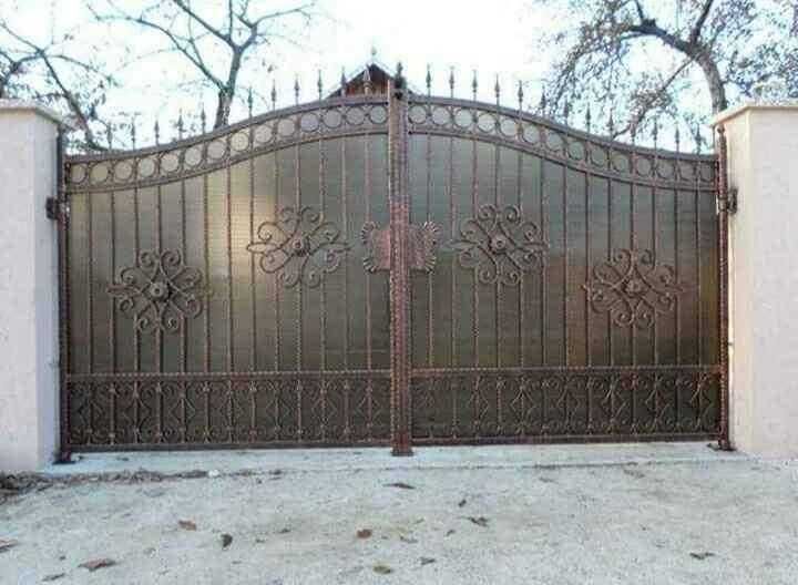 Garduri din sipca metalica, panou tip jaluzele, tabla, plasa si BCA