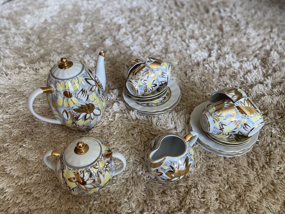 Руски порцеланов Сервиз, Ломоносов