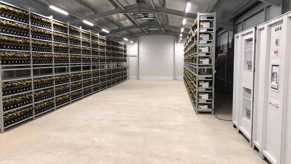 Bitcoin BTC mining hosting ASIC miner crypto Bitmain