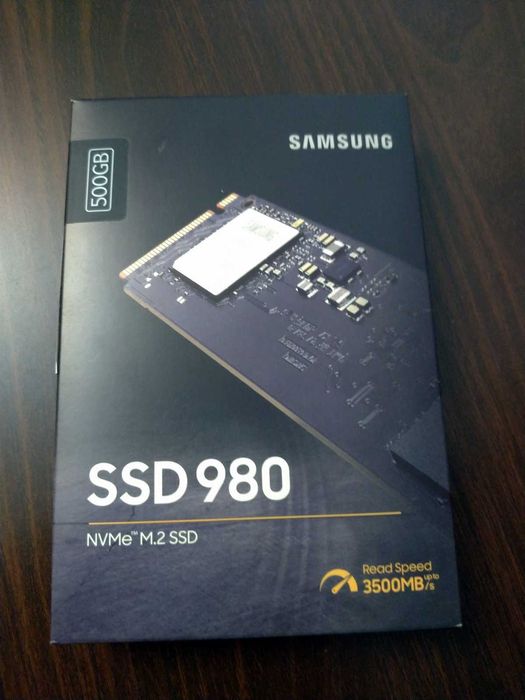 SSD Samsung 980 NVMe M.2 500GB viteză citire 3500mb/s