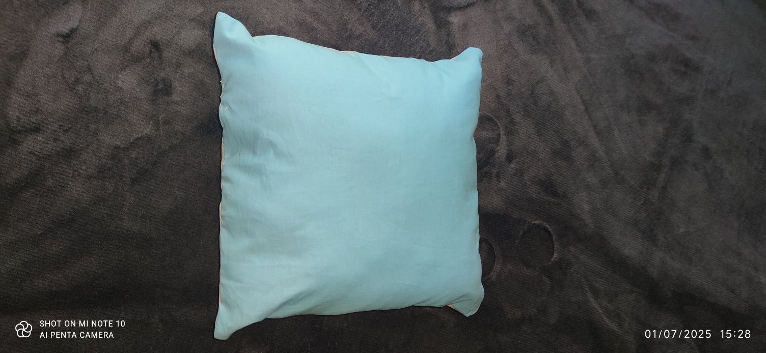 Perna decorativa handmade