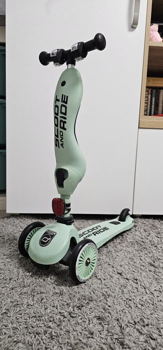 Trotinetă scoot & ride